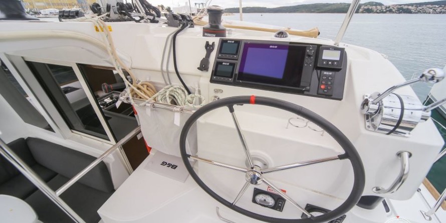 Lagoon 40