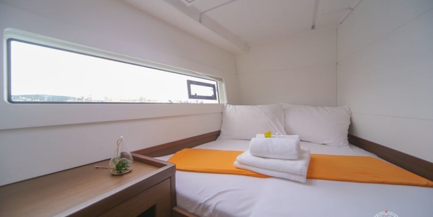 Lagoon 40