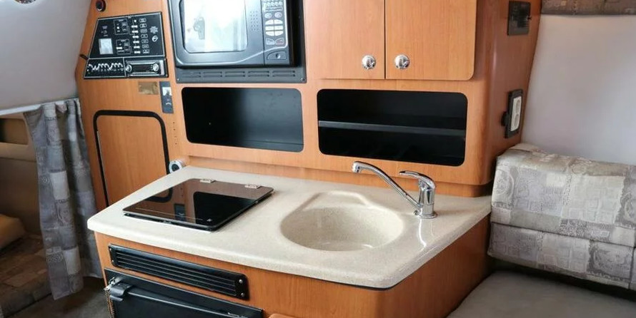 Crownline 270 CR