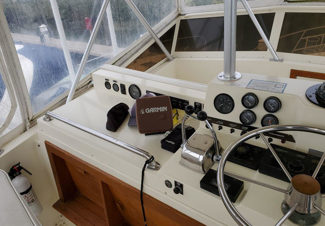 Viking Convertible Sport Fisherman