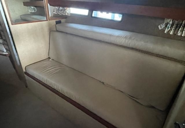 Chris-Craft Express Cruiser 332