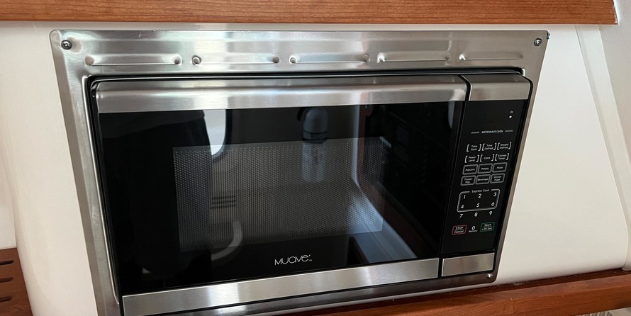 Grady-White Freedom 375