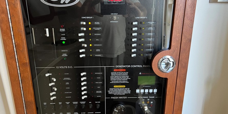 Grady-White Freedom 375