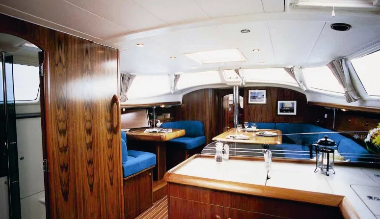 Jeanneau Sun Odyssey 43 DS