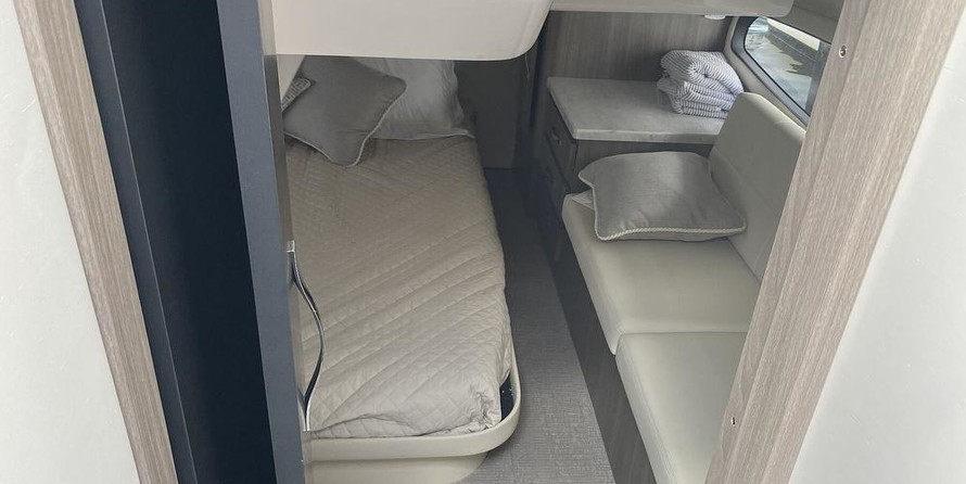 Regal 42 Grande Coupe