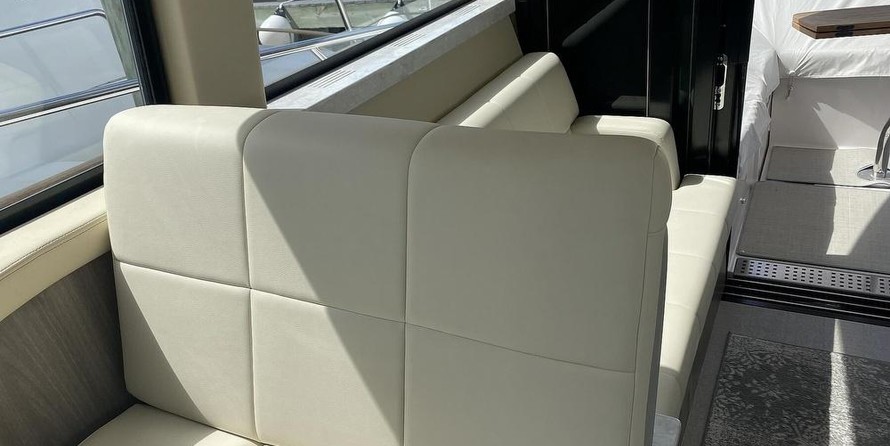 Regal 42 Grande Coupe