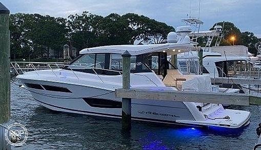 Regal 42 Grande Coupe