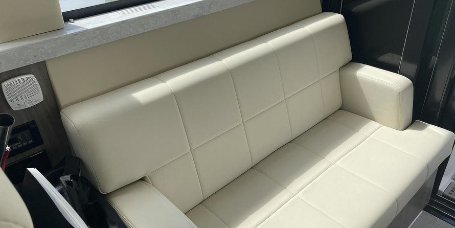 Regal 42 Grande Coupe