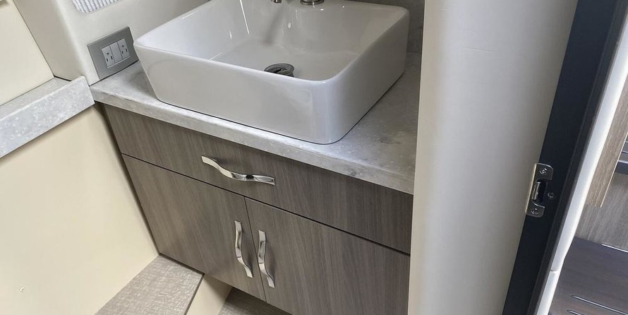 Regal 42 Grande Coupe