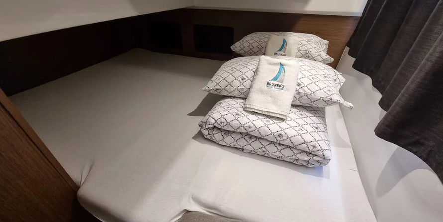 Beneteau Antares 9 OB