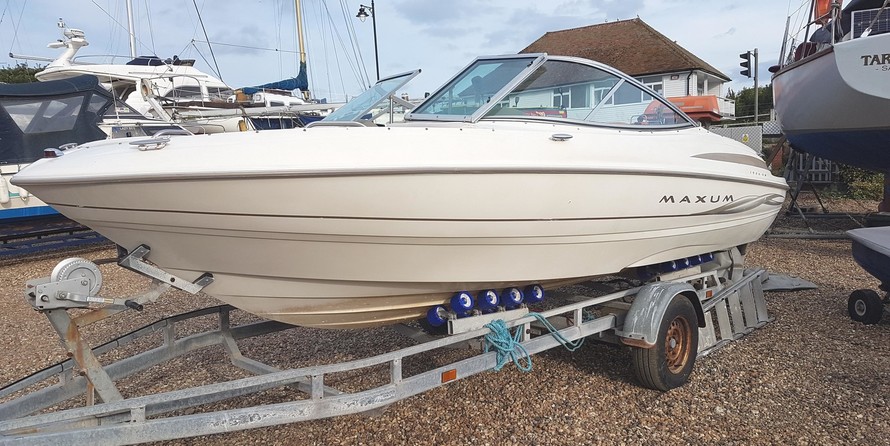 Maxum 1900 SR (sold)