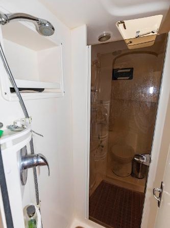 Intrepid 475 Sport Yacht