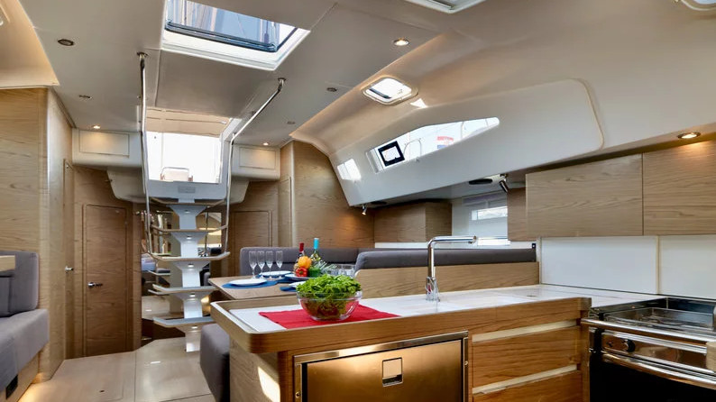 Elan Impression 50 - 5 + 1 cab.