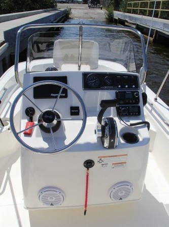 Boston Whaler 150 Montauk