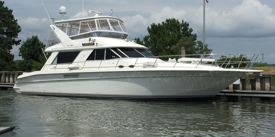 Sea Ray 550 Sedan Bridge