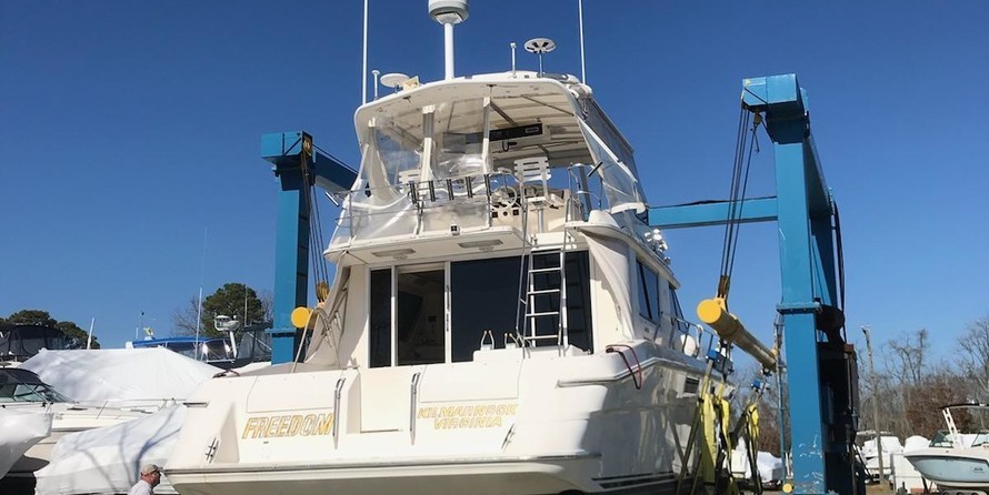 Sea Ray 550 Sedan Bridge