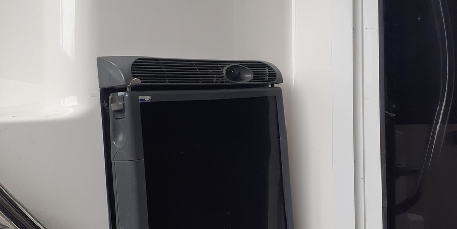 Sea ray 420 sedan bridge