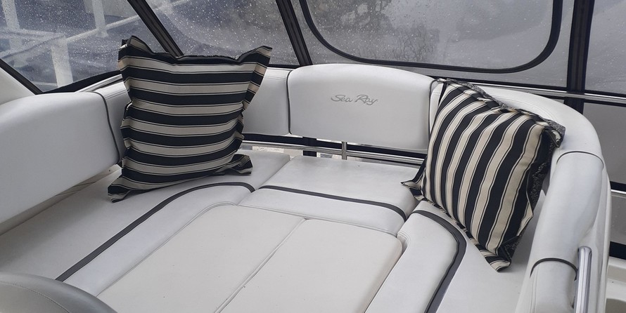 Sea ray 420 sedan bridge