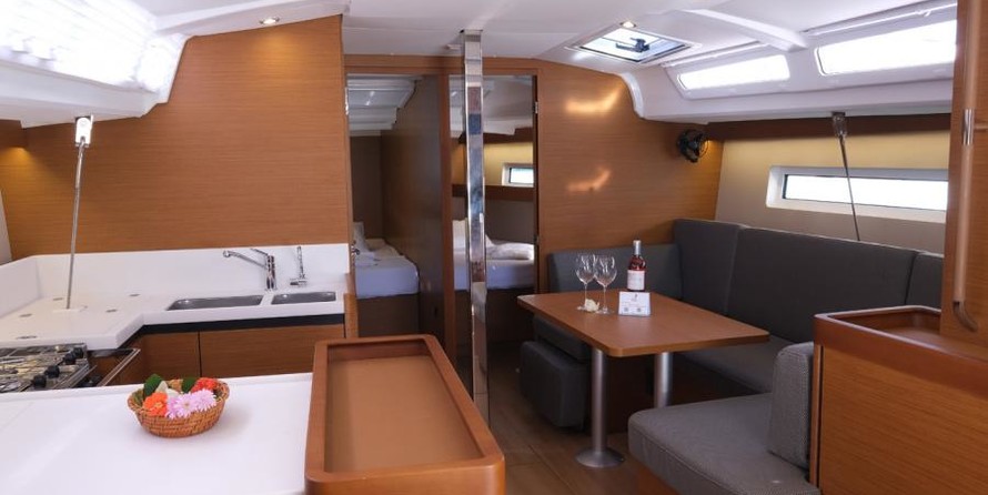 Jeanneau Sun Odyssey 440
