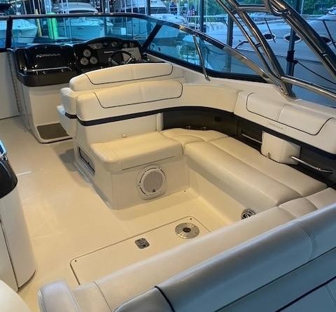 Formula 350 Crossover Bowrider