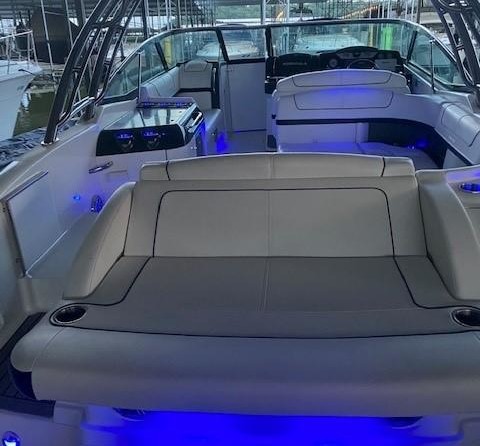 Formula 350 Crossover Bowrider