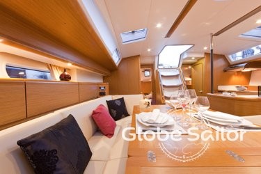 Jeanneau 53