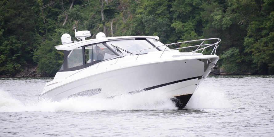 Regal 36 Grand Coupe