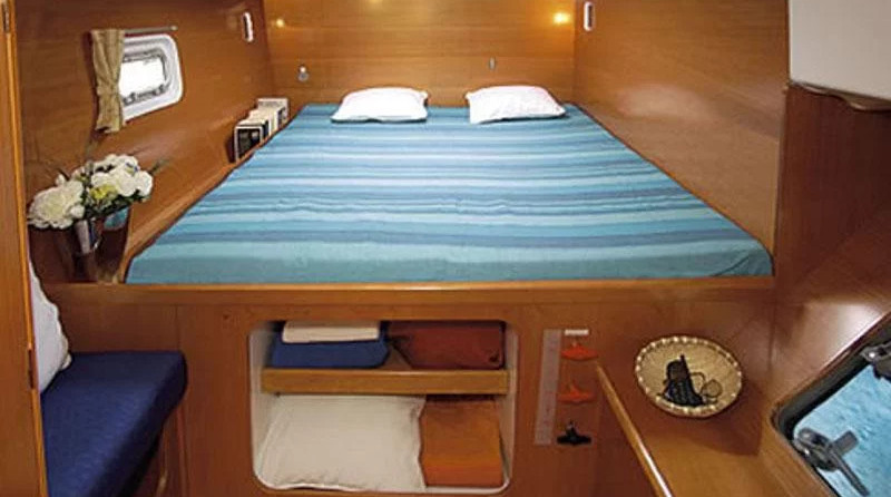 Lagoon 380