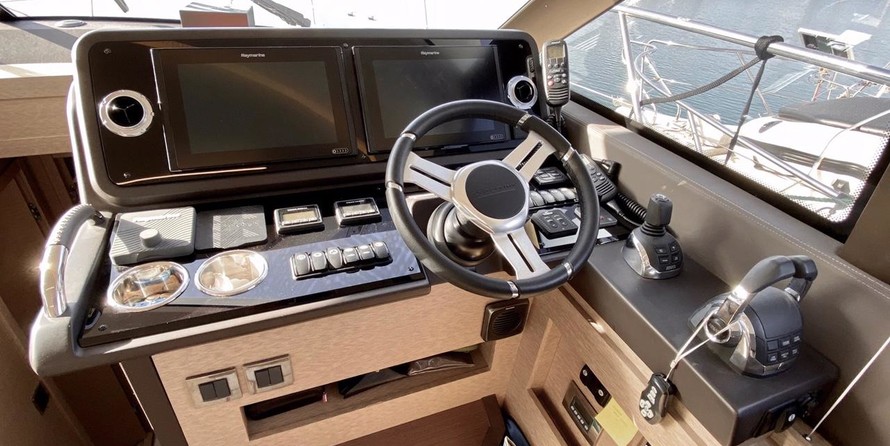Prestige 460
