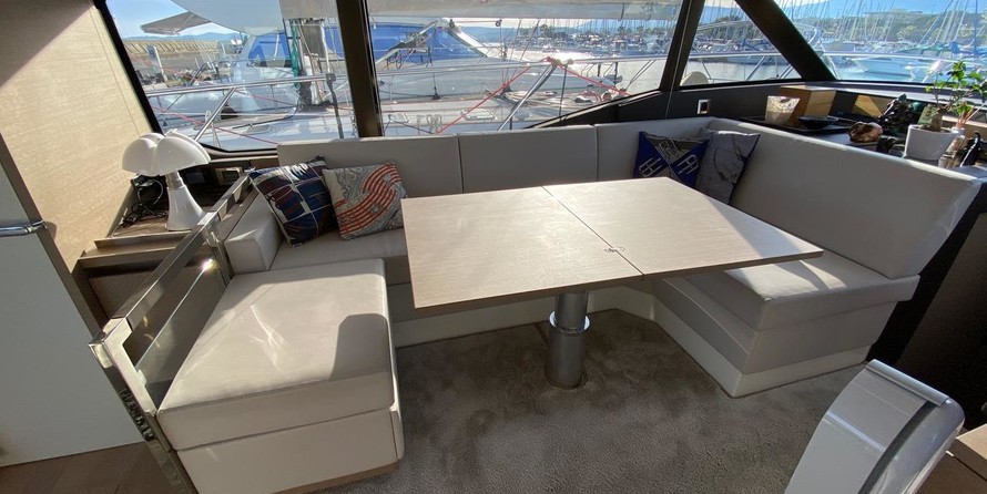 Prestige 460