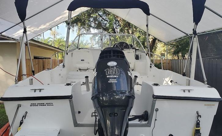 Pro Sports 2050 WA cuddy cabin