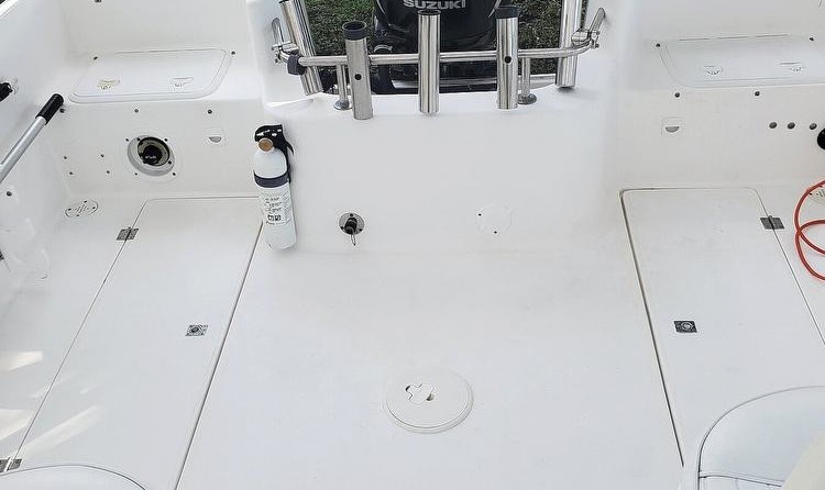 Pro Sports 2050 WA cuddy cabin