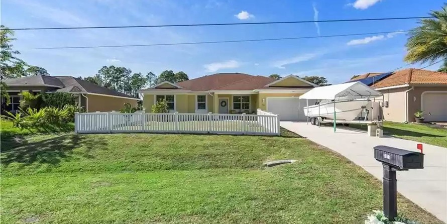 Pro Sports 2050 WA cuddy cabin