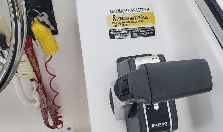 Pro Sports 2050 WA cuddy cabin