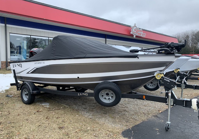 Lund Boats 1875 Impact Sport