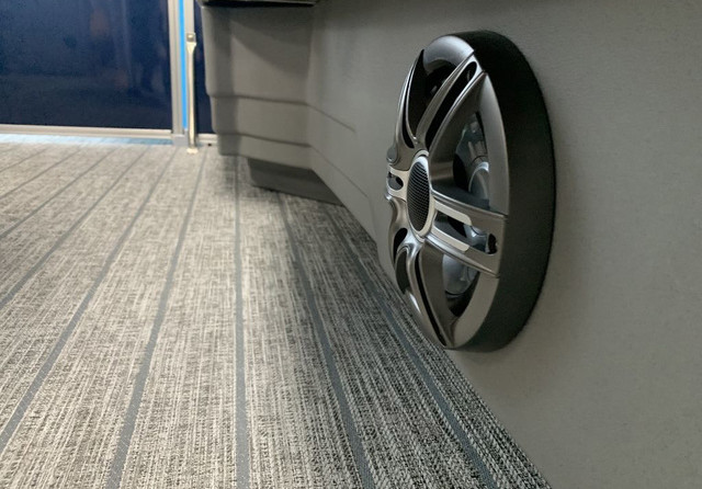 Sylvan L-3 Party Fish