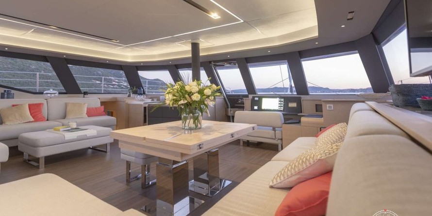 Fountaine Pajot Alegria 67