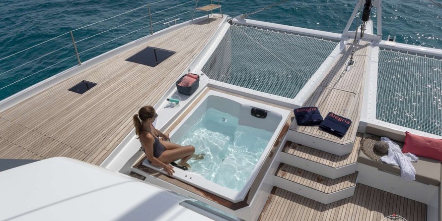 Fountaine Pajot Alegria 67