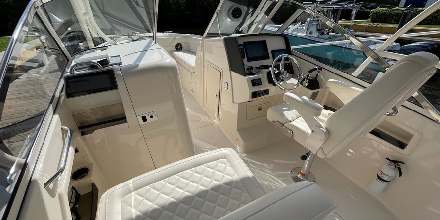 Grady-White Freedom 275