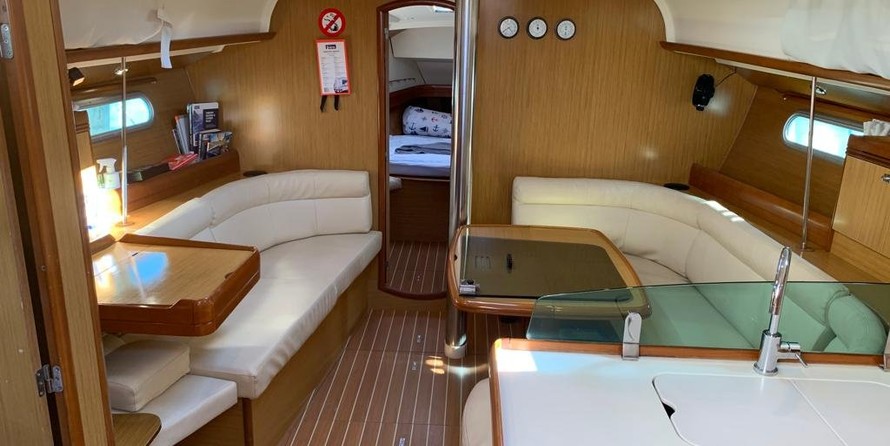 Jeanneau Sun Odyssey 42i