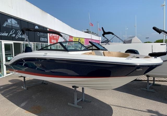 Sea Ray SPX 210 OB