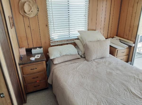 Sumerset 59x14 houseboat