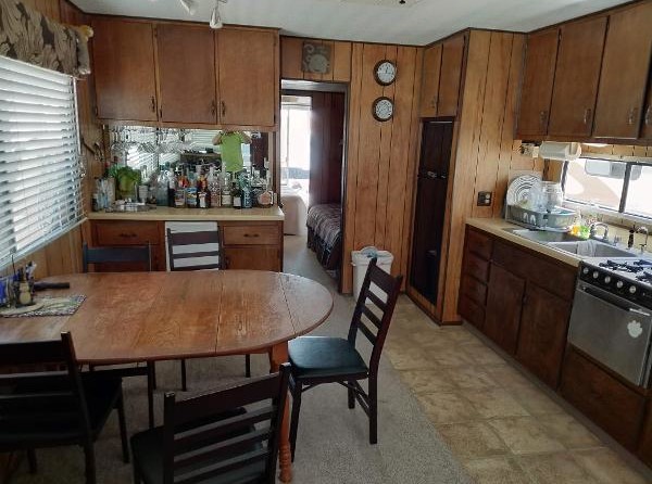 Sumerset 59x14 houseboat