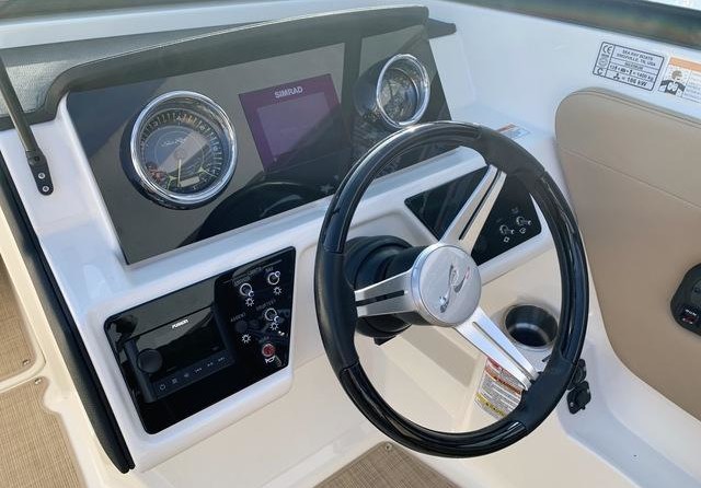 Sea Ray SPX 230 OB
