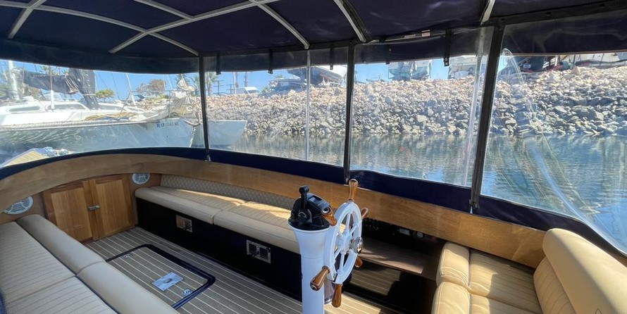 Cobia 217 center console