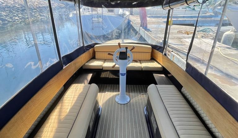 Cobia 217 center console