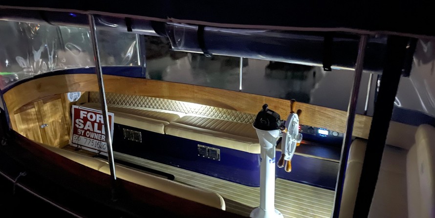 Cobia 217 center console