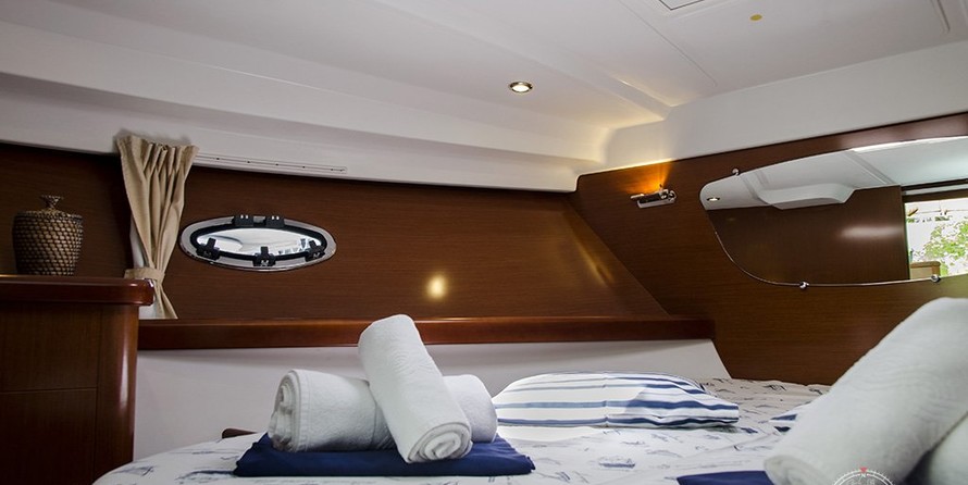 Beneteau Antares 36