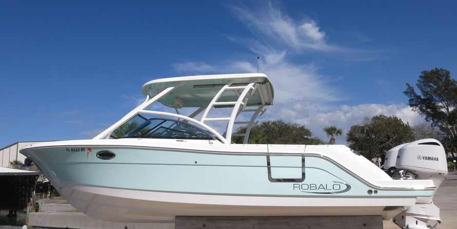 Robalo 317 DUAL CONSOLE