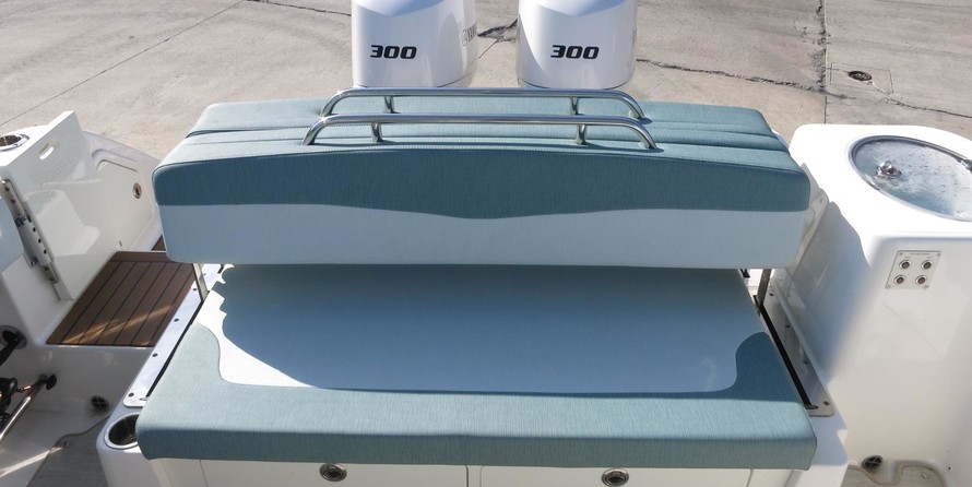 Robalo 317 DUAL CONSOLE